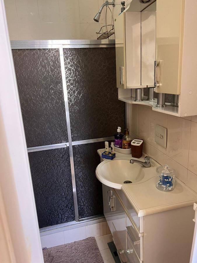 Quarto E Sala Aconchegante Em Copacabana